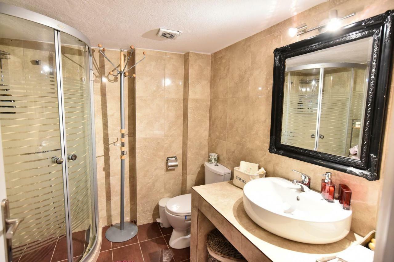 Queens Bed&Rest Luxury Apartment Kavala Exterior photo