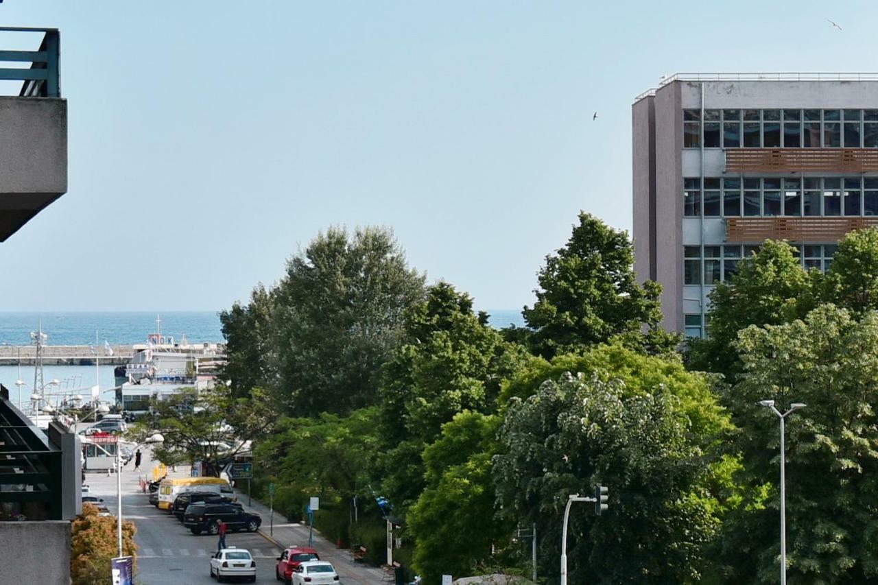 Queens Bed&Rest Luxury Apartment Kavala Exterior photo