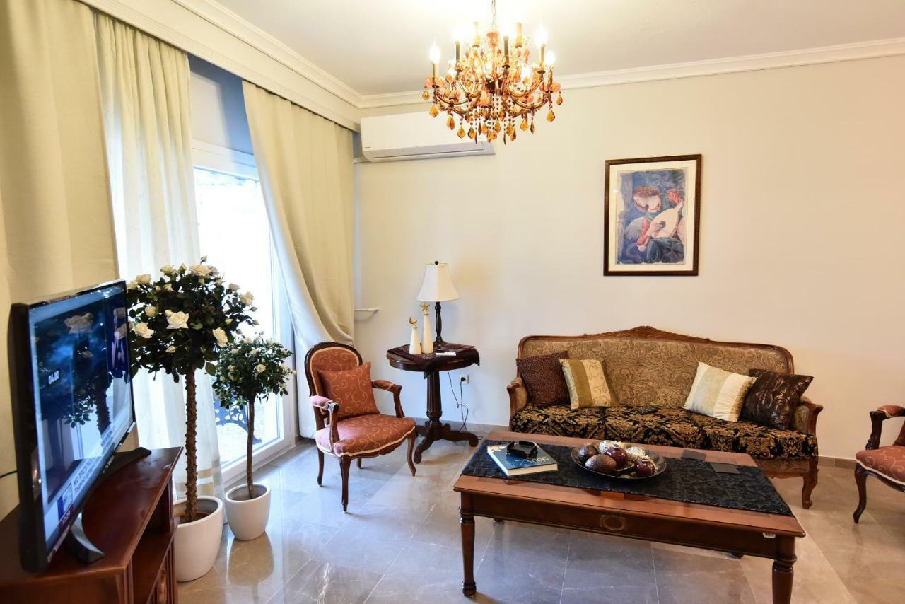 Queens Bed&Rest Luxury Apartment Kavala Exterior photo
