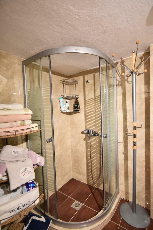 Queens Bed&Rest Luxury Apartment Kavala Exterior photo